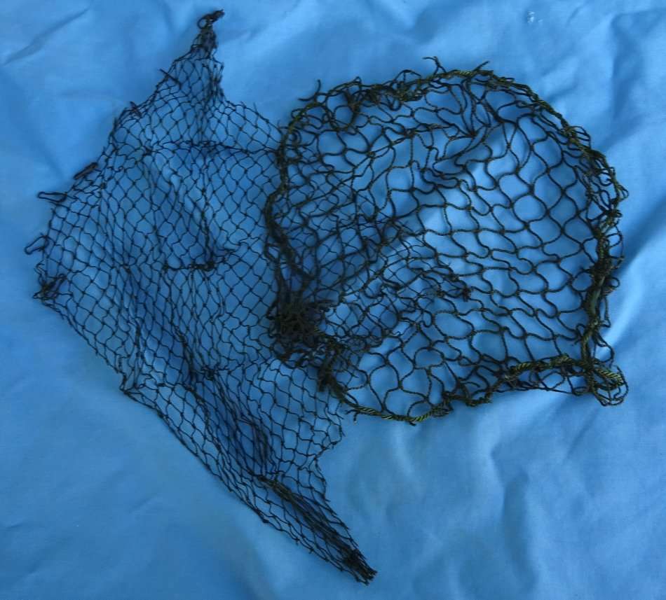 Original east German Army NVA Helmet camo Net (D4/19)