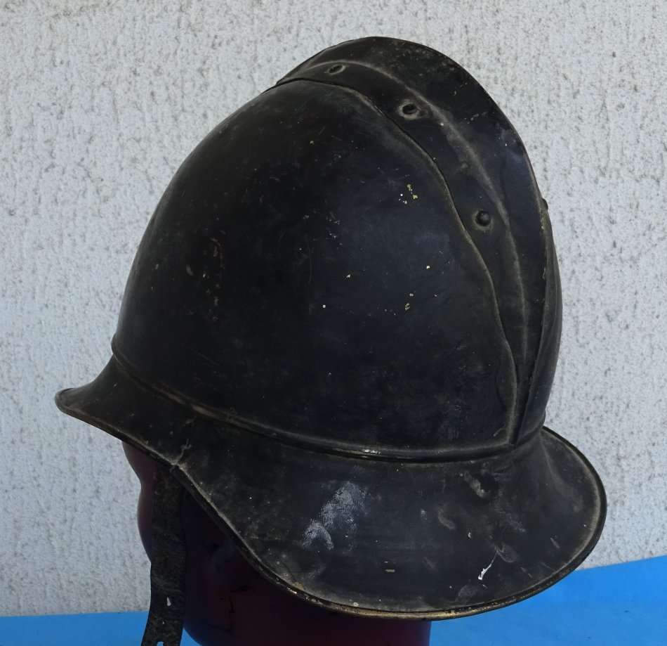 a hundred years old original german fire brigade Brass Helmet (D3/5)