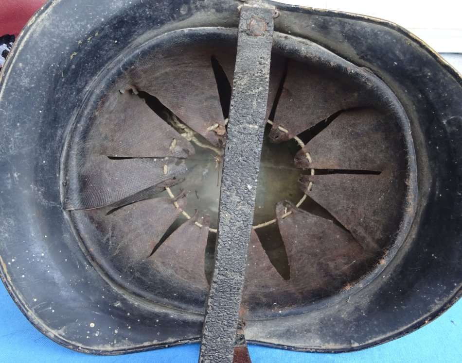 a hundred years old original german fire brigade Brass Helmet (D3/5)