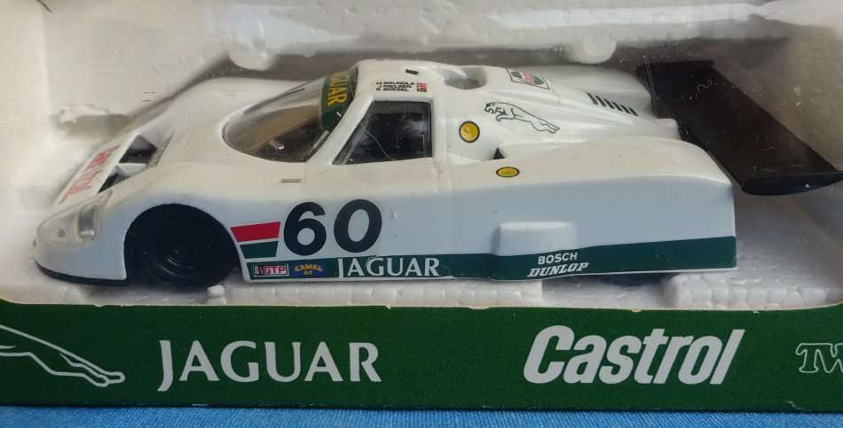 ONYX Jaguar XJR-9 Castrol  (T/14)
