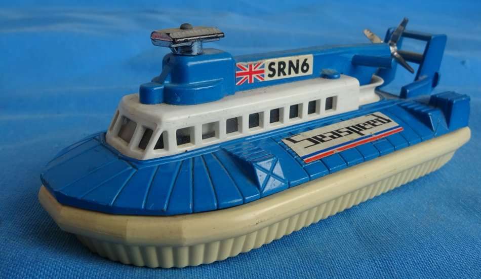 Matchbox Super Kings K-22 S.R.N.6 Hovercraft 1974  (T/13)