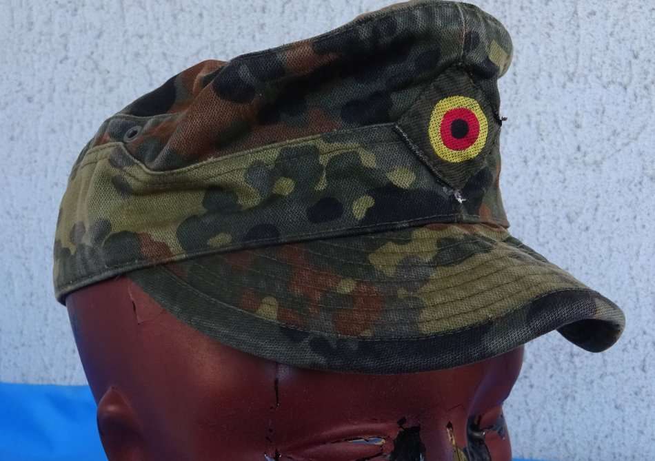 Original German Army Bundeswehr camo Cap size 55 (D4/43)