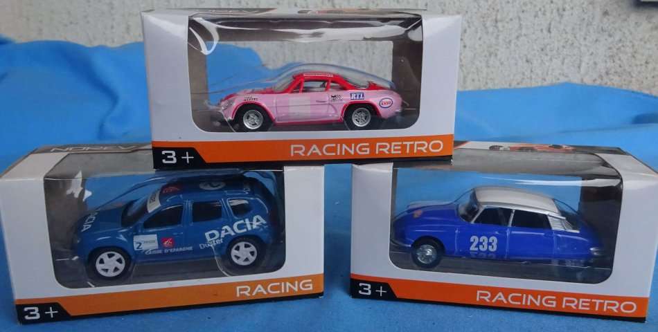 3 Norev Die Cast Cars Renault Alpine Dacia Duster Citroen (T/28)