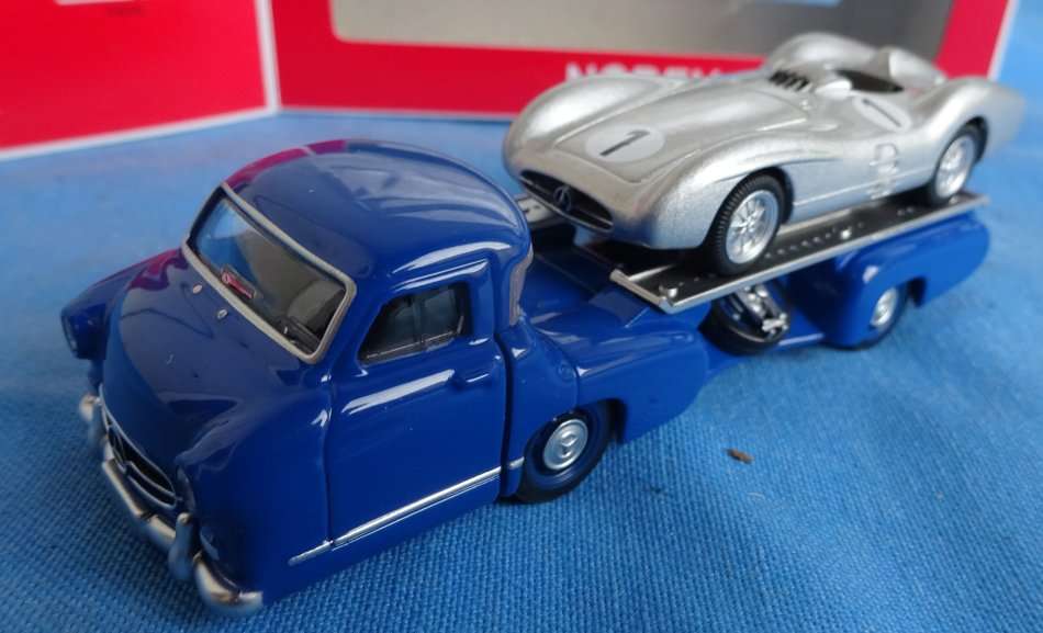 Norev Mercedes Benz Transporter Das Blaue Wunder and 300 SL (T/15)