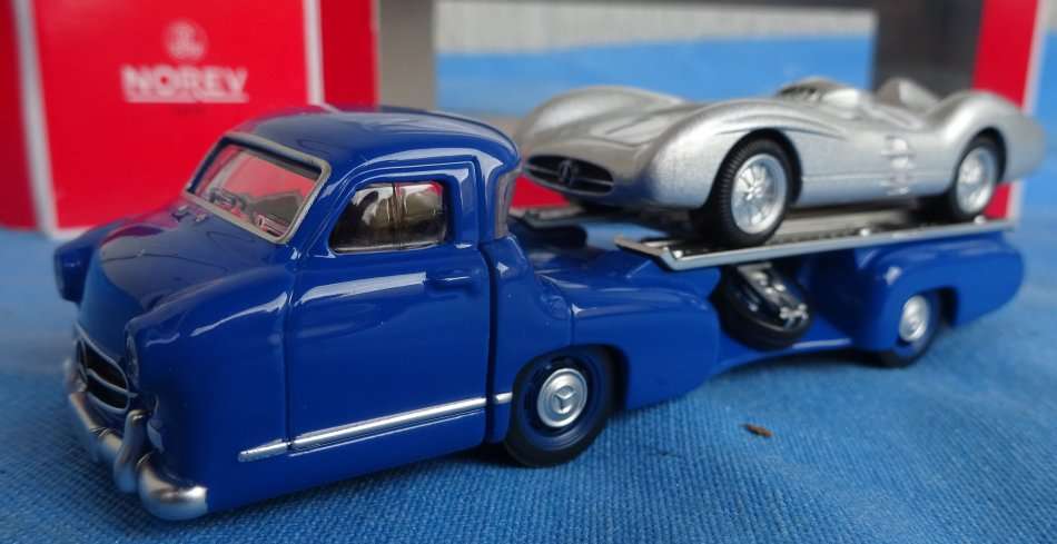 Norev Mercedes Benz Transporter Das Blaue Wunder and 300 SL (T/15)