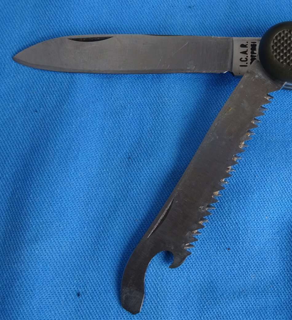 Original German Army Bundeswehr Pocketknife made by I.C.A.R.  (D4/70)
