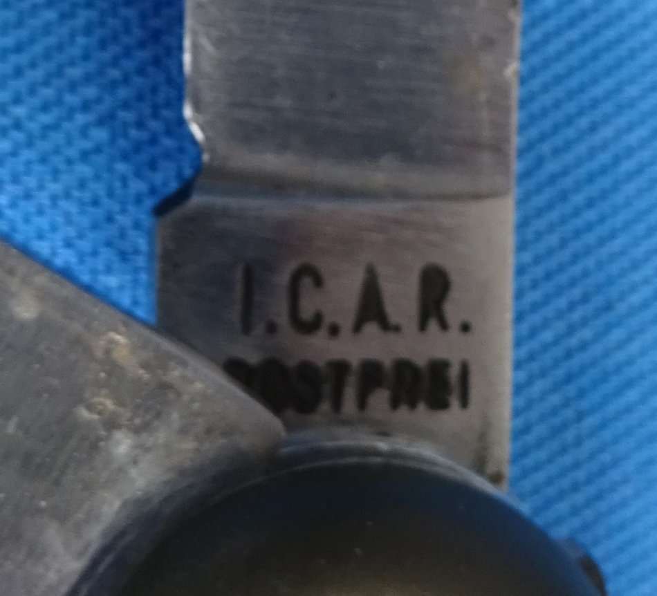 Original German Army Bundeswehr Pocketknife made by I.C.A.R.  (D4/70)