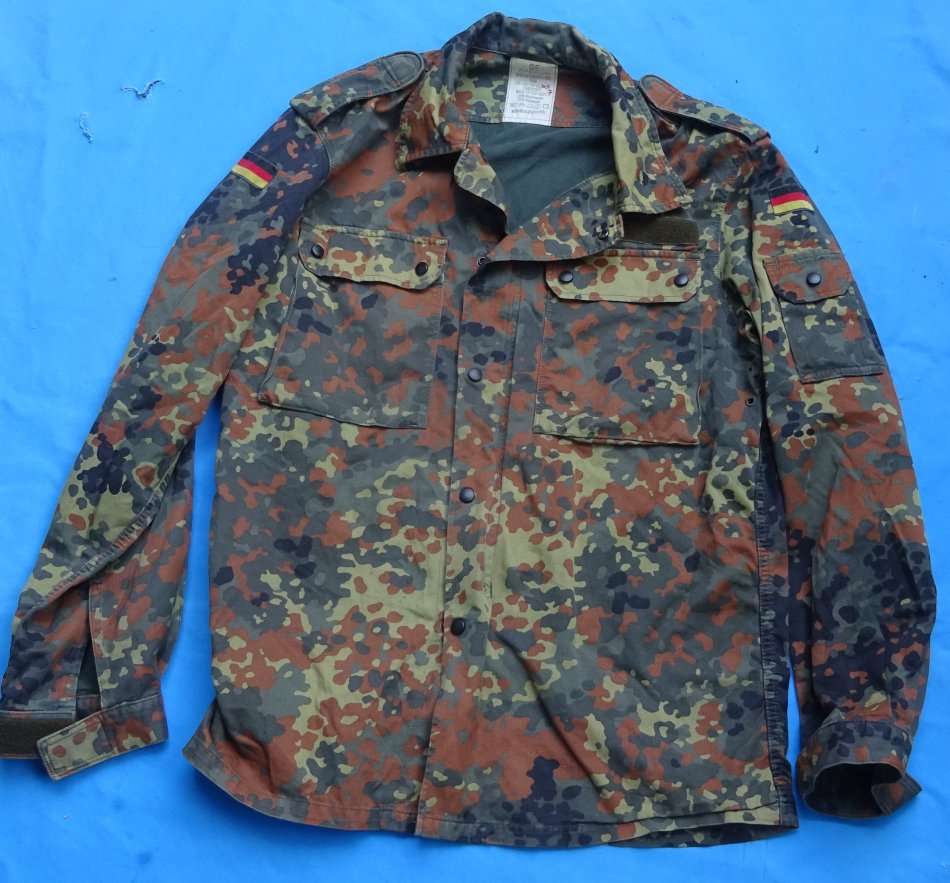 Original German Army Bundeswehr camo Shirt size M (BW size 7) (D4/1)