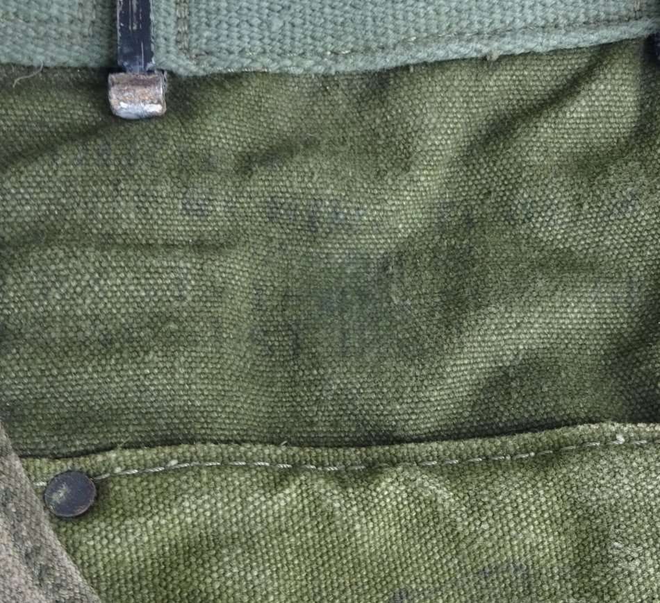 Original US Army Vietnam shovel bag