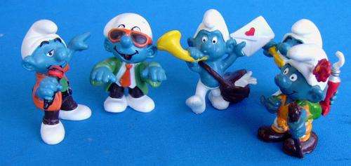 5 different Smurfs Peyo Bully Schleich  (0P29)