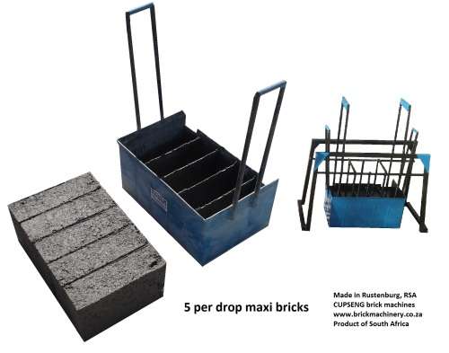 Maxi brick hand held mould