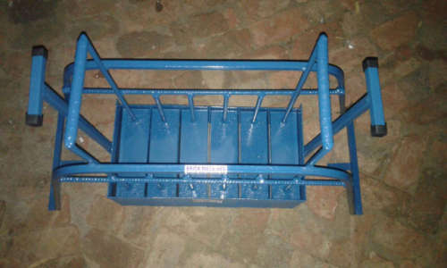 Maxi brick mould