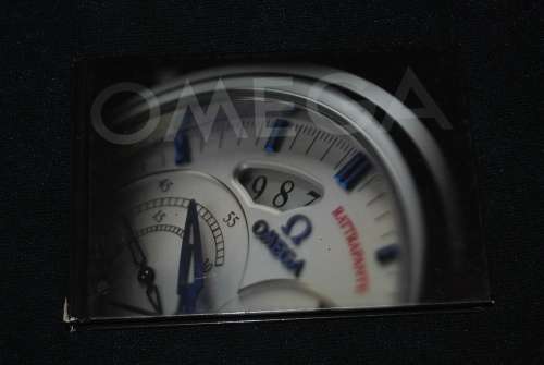 OMEGA WATCH BOOK 2005