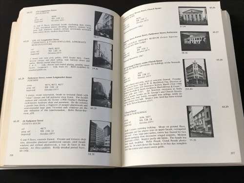 THE BUILDINGS OF CENTRAL CAPE TOWN VOLUME 2 : CATALOGUE A SURVEY BETWEEN 1977 - 1978