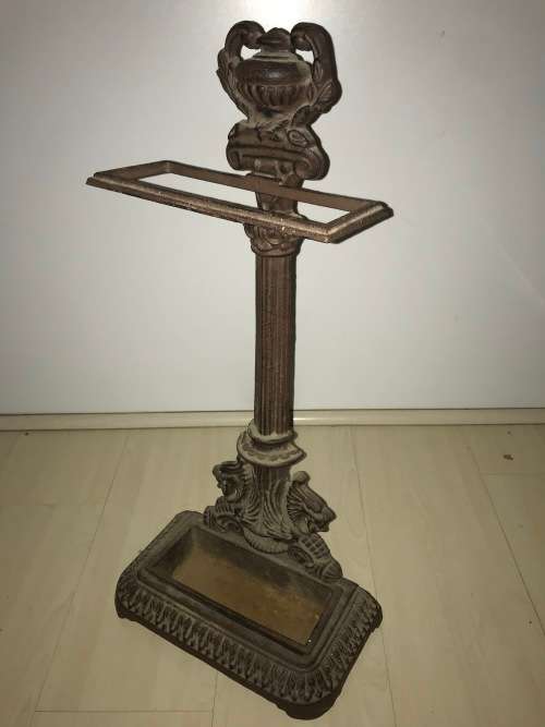 VICTORIAN / REPRODUCTION CAST IRON UMBRELLA STAND