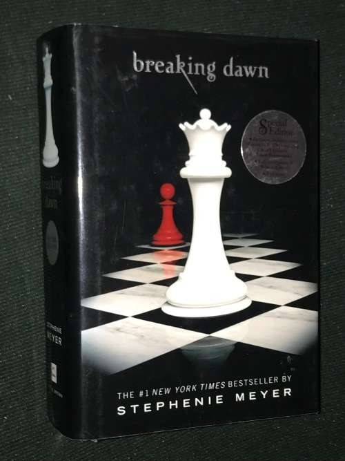 BREAKING DAWN BY STEPHANIE MEYER SPECIAL EDITION WITH DVD