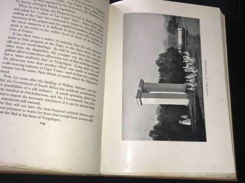 HISTORIC FARMS OF SOUTH AFRICA BY DOROTHEA FAIRBRIDGE 1931