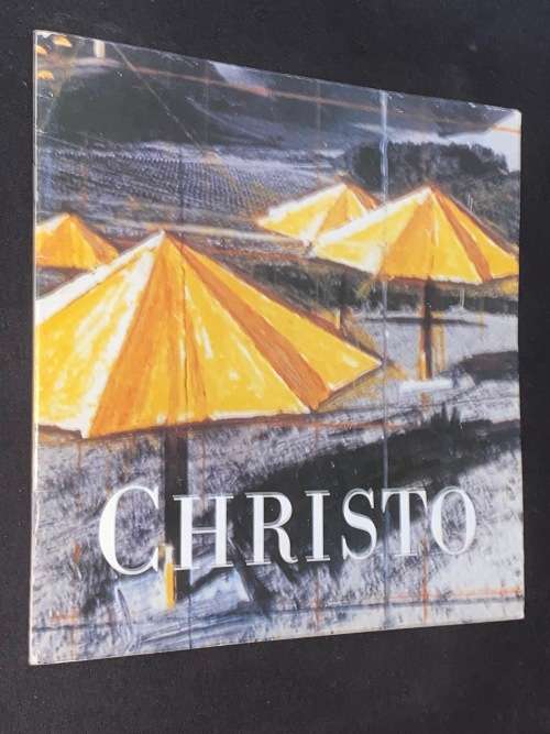 CHRISTO DOCUMENTATION OF ALL MAJOR PROJECTS BROCHURE