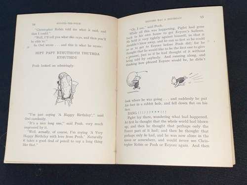 WINNIE THE POOH BY A.A. MILNE TAUCHNITZ EDITION 1933