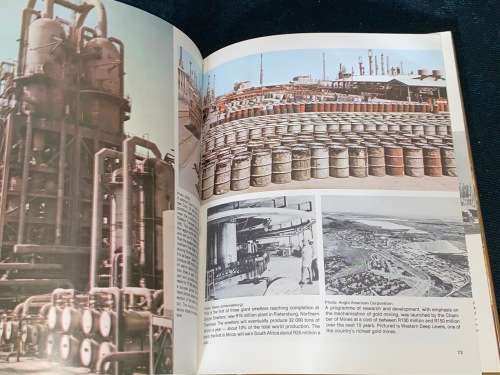 SOUTH AFRICA A VISUAL HISTORY 1974