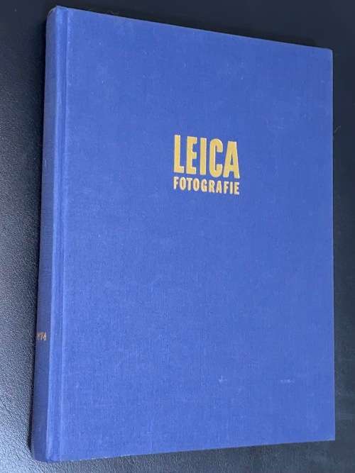 LEICA FOTOGRAFIE 1974  IN ENGLISH BOUND IN 1 VOLUME