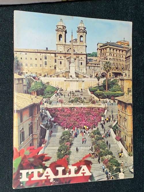 VINTAGE ITALIA TOURISM BROCHURE