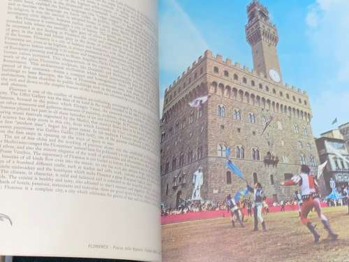 VINTAGE ITALIA TOURISM BROCHURE