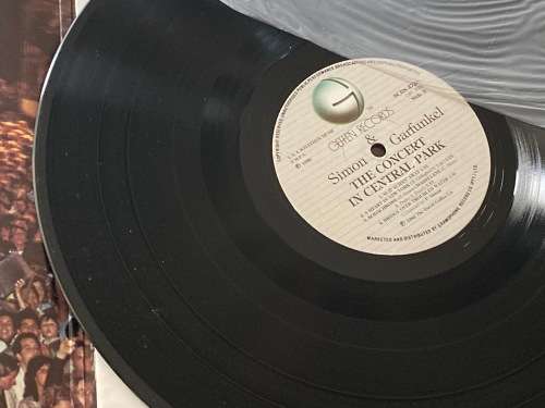 SIMON AND GARFUNKEL HISTORIC REUNION THE CONCERT IN CENTRAL PARK DOUBLE LP