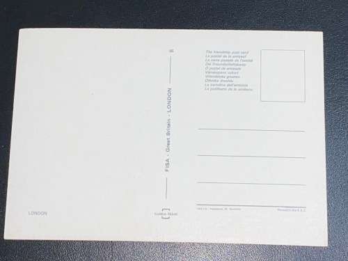 THE LONDON UNDERGROUND POSTCARD