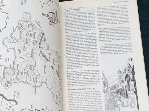 TITAN THE FIGHTING FANTASY WORLD BY STEPHEN JACKSON AND IAN LIVINGSTONE