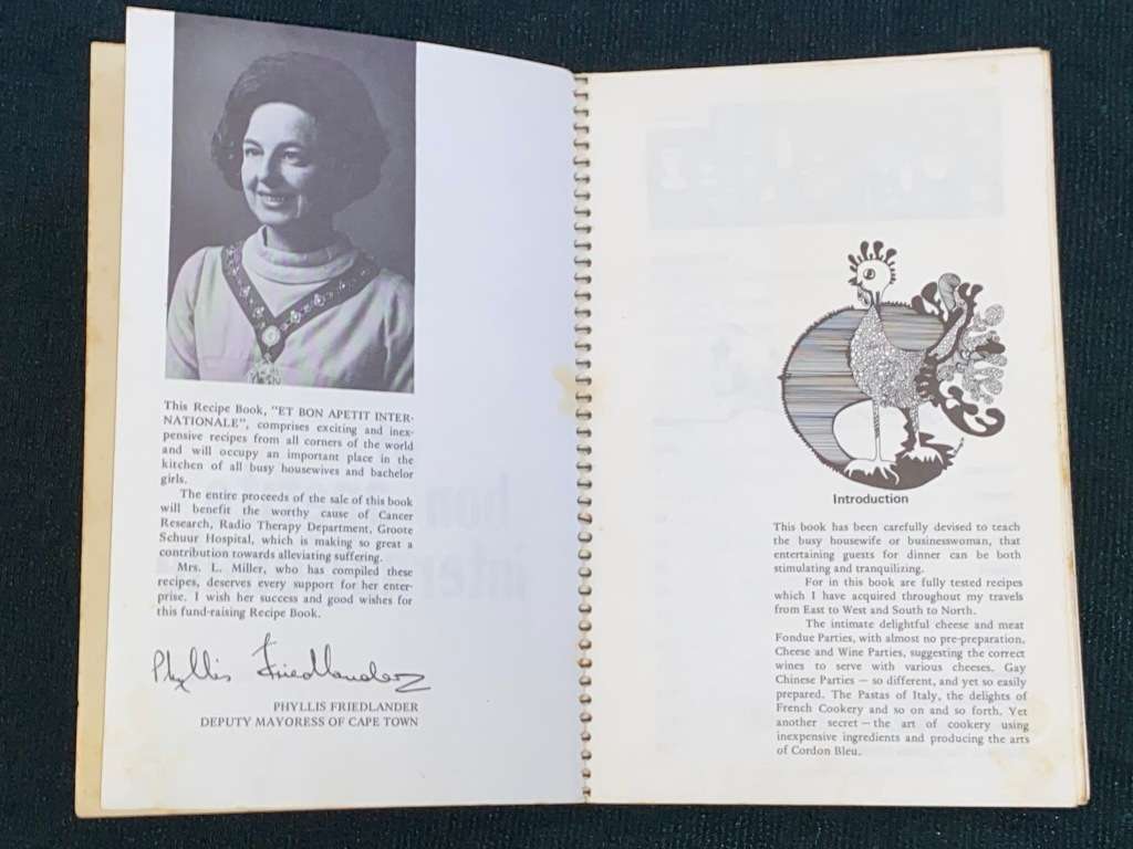 ET BON APETITE INTERNATIONALE VINTAGE COOK BOOK