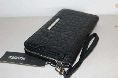 ***Authentic Steve Madden Wallet Wristlet***