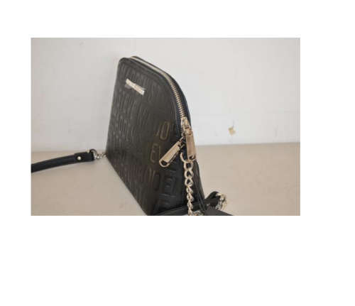 ***Authentic Steve Madden BMarylin Logo Crossbody***