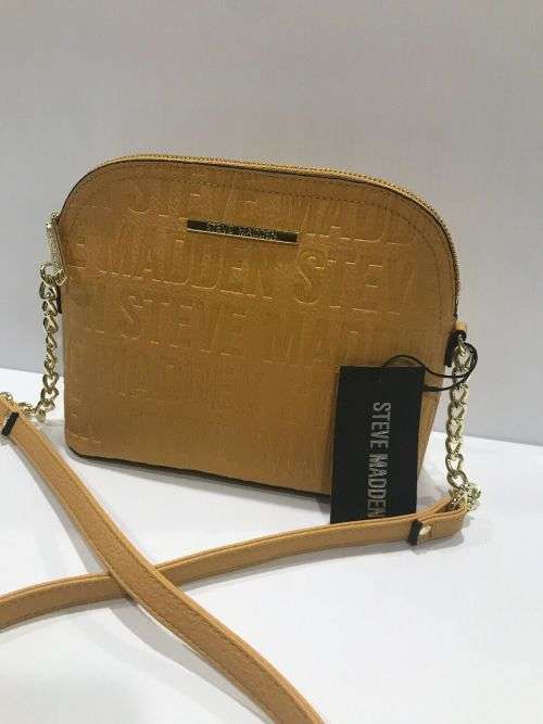 ***Authentic Steve Madden BMarylin Logo Crossbody***