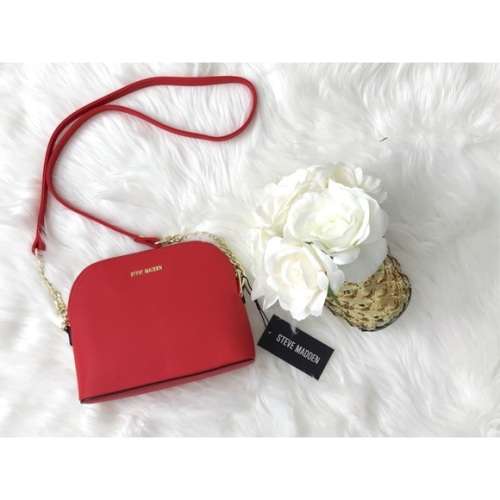 ***Authentic Steve Madden BMaggie Logo Crossbody***