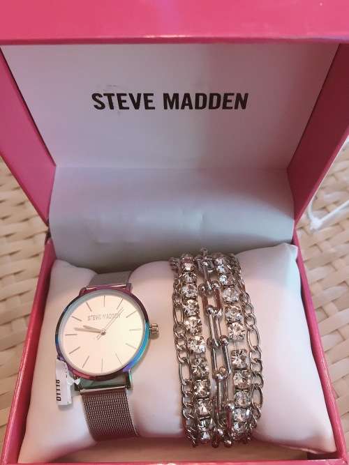 AUTHENTIC Steve Madden Watch Set