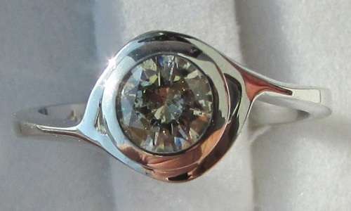 **DESIGNER RING [R26528]** ROUND CUT [0.442ct] SOLITAIRE DIAMOND RING [WHITE GOLD] - BUY SAFE