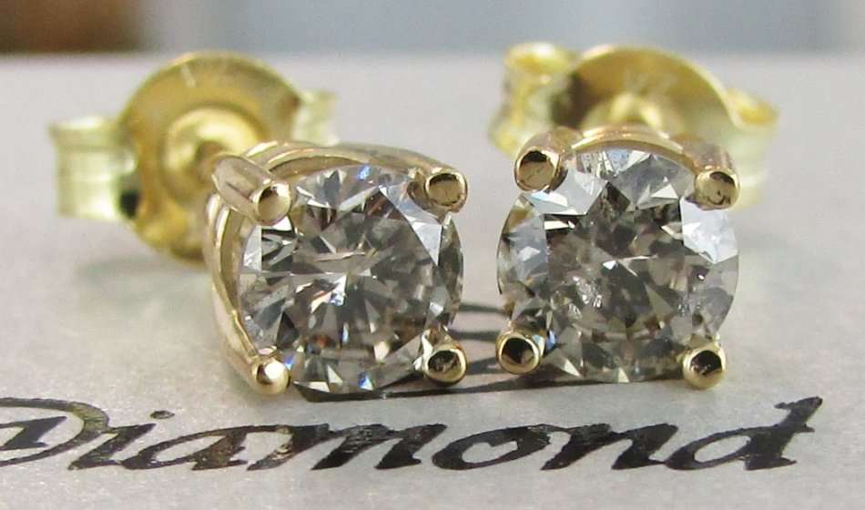 **1/2 SPECIAL [R29441]** GLITTERING [0.560ct] DIAMOND STUD EARRINGS [YELLOW GOLD] - BUY SAFE