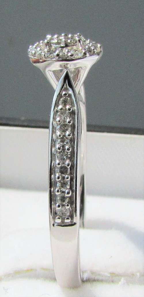 **SPECIAL DEAL [R28083]** HALO DESIGN [0.400ct] DIAMOND CLUSTER RING [WHITE GOLD] - BUY SAFE