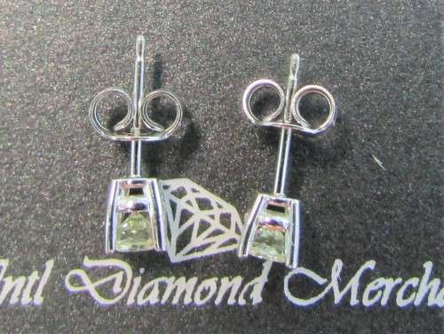 ** 1/2 SPECIAL [R27145]** SPARKLING [0.580ct] DIAMOND STUD EARRINGS [WHITE GOLD] - BUY SAFE