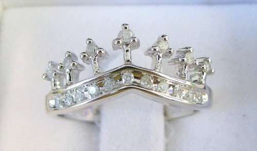 **CELEBRITY DESIGN [R26419]** CROWN DIAMOND [0.300ct] BAND [WHITE GOLD] - BUY SAFE