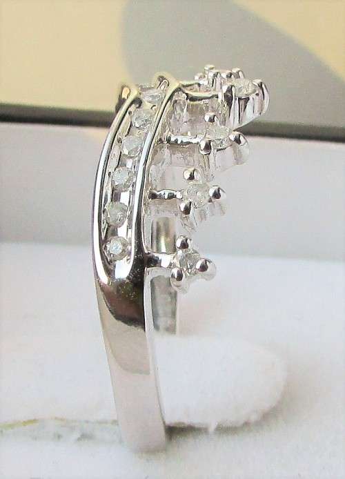 **CELEBRITY DESIGN [R26419]** CROWN DIAMOND [0.300ct] BAND [WHITE GOLD] - BUY SAFE