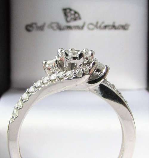 **ULTRA SPARKLY [R38083]** SWIRL DESIGN [0.715ct] DIAMOND [SI3] RING [WHITE GOLD] - BUY SAFE