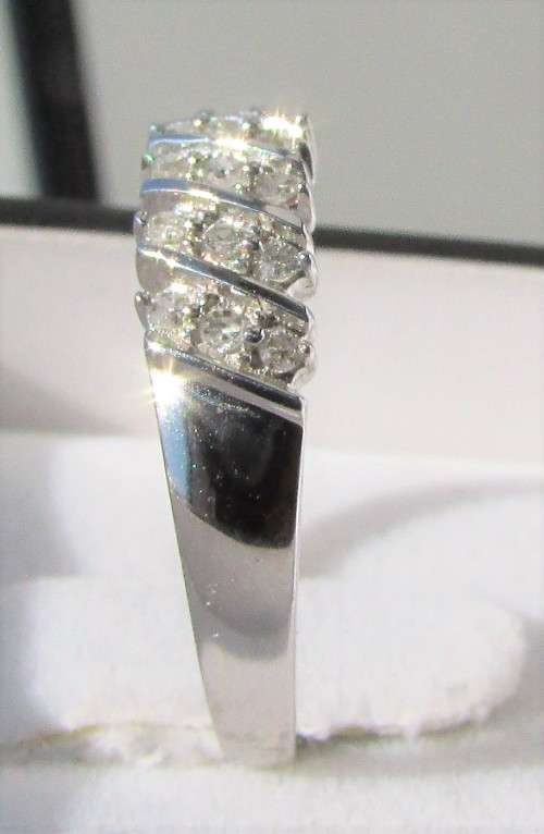 **AMAZING DEAL [R29419]** SEVEN ROW [0.350ct] DIAMOND BAND [WHITE GOLD] - BUY SAFE