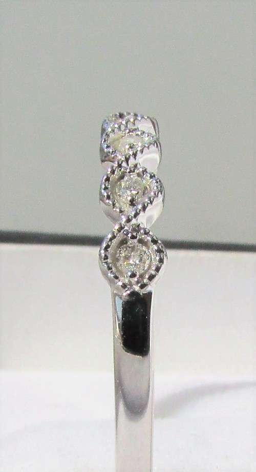 **SPECIAL OFFER [R23419]** HIGH QUALITY [0.200ct] DIAMOND PLAIT DESIGN BAND [WHITE GOLD] - BUY SAFE