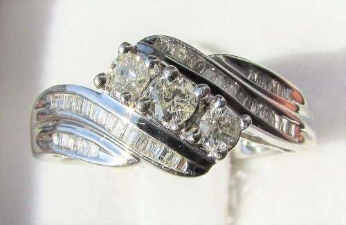 **BRILLIANT BUY [R41042]** TRILOGY DESIGN [0.750ct] DIAMOND RING [WHITE GOLD] - **SEE VIDEO**