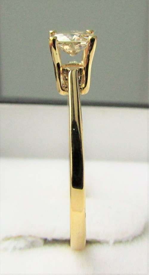 **CERTIFIED 1 PIECE ONLY [R36654]** 1/2ct DEAL [0.437ct] ROUND CUT [SI3] DIAMOND RING [YELLOW GOLD]