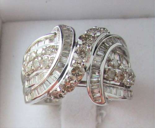 **MASSIVE DEAL [R74327]** DESIGNER [2.500ct] DIAMOND RING [8.344g] WHITE GOLD - BUY SAFE