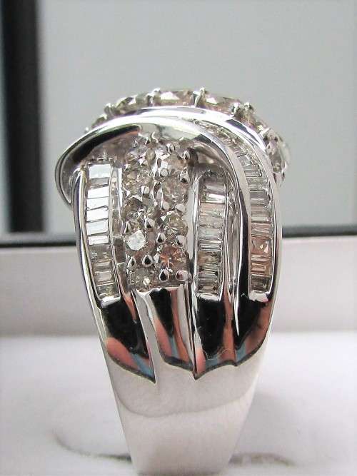 **MASSIVE DEAL [R74327]** DESIGNER [2.500ct] DIAMOND RING [8.344g] WHITE GOLD - BUY SAFE