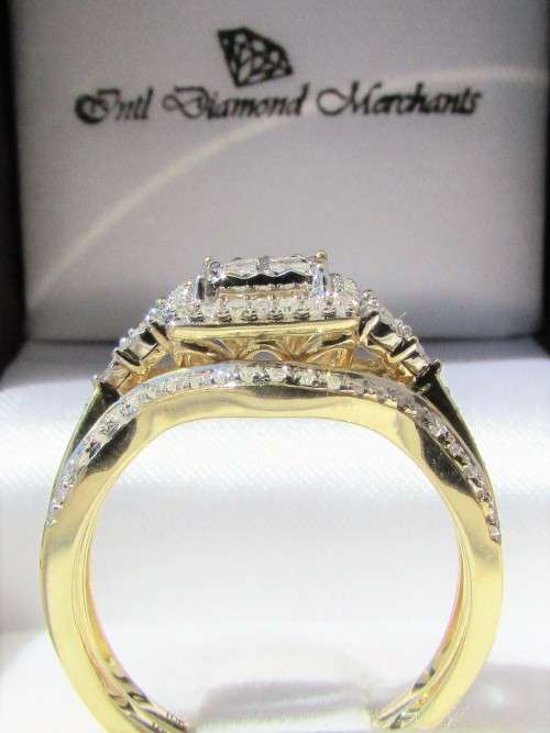 **SUPER SPECIAL [R40258]** BRIDAL TWINSET [0.600ct] DIAMOND RING [4.202g] YELLOW GOLD - BUY SAFE